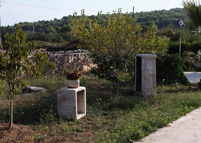 Triple Gornje Selo 5170d